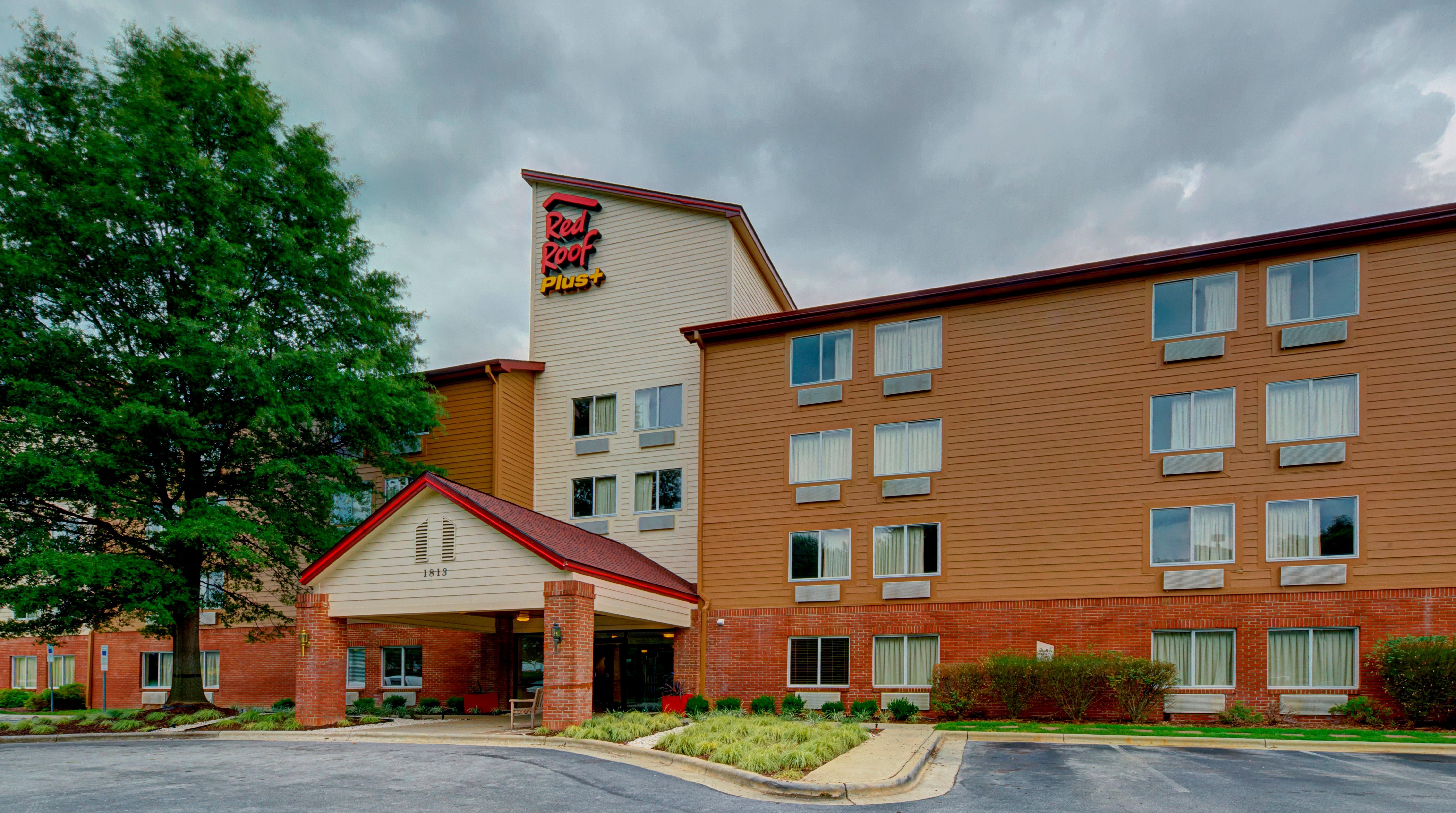 Red Roof Inn Plus Raleigh Downtown Ncsu Conv Center Exterior photo