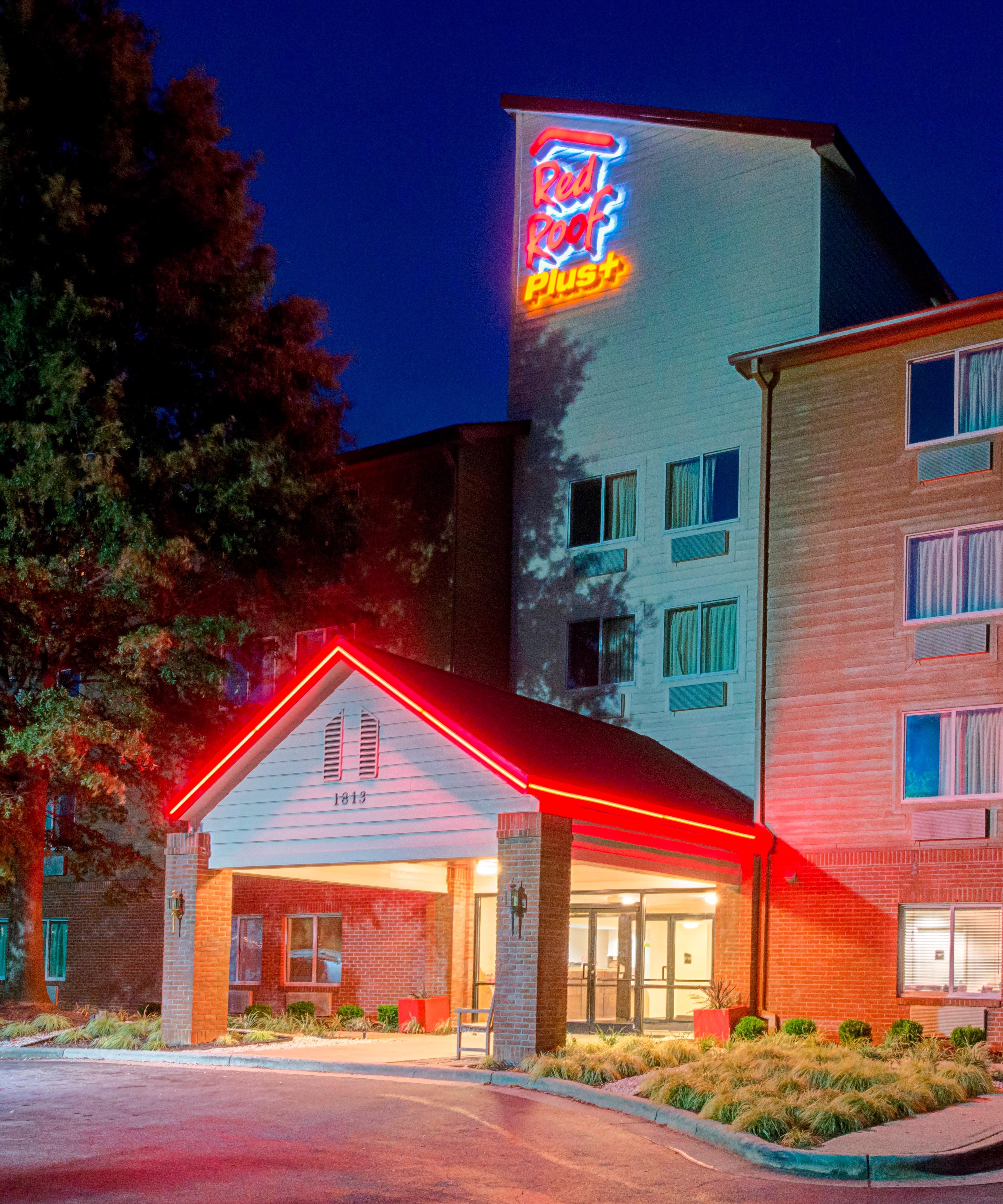 Red Roof Inn Plus Raleigh Downtown Ncsu Conv Center Exterior photo