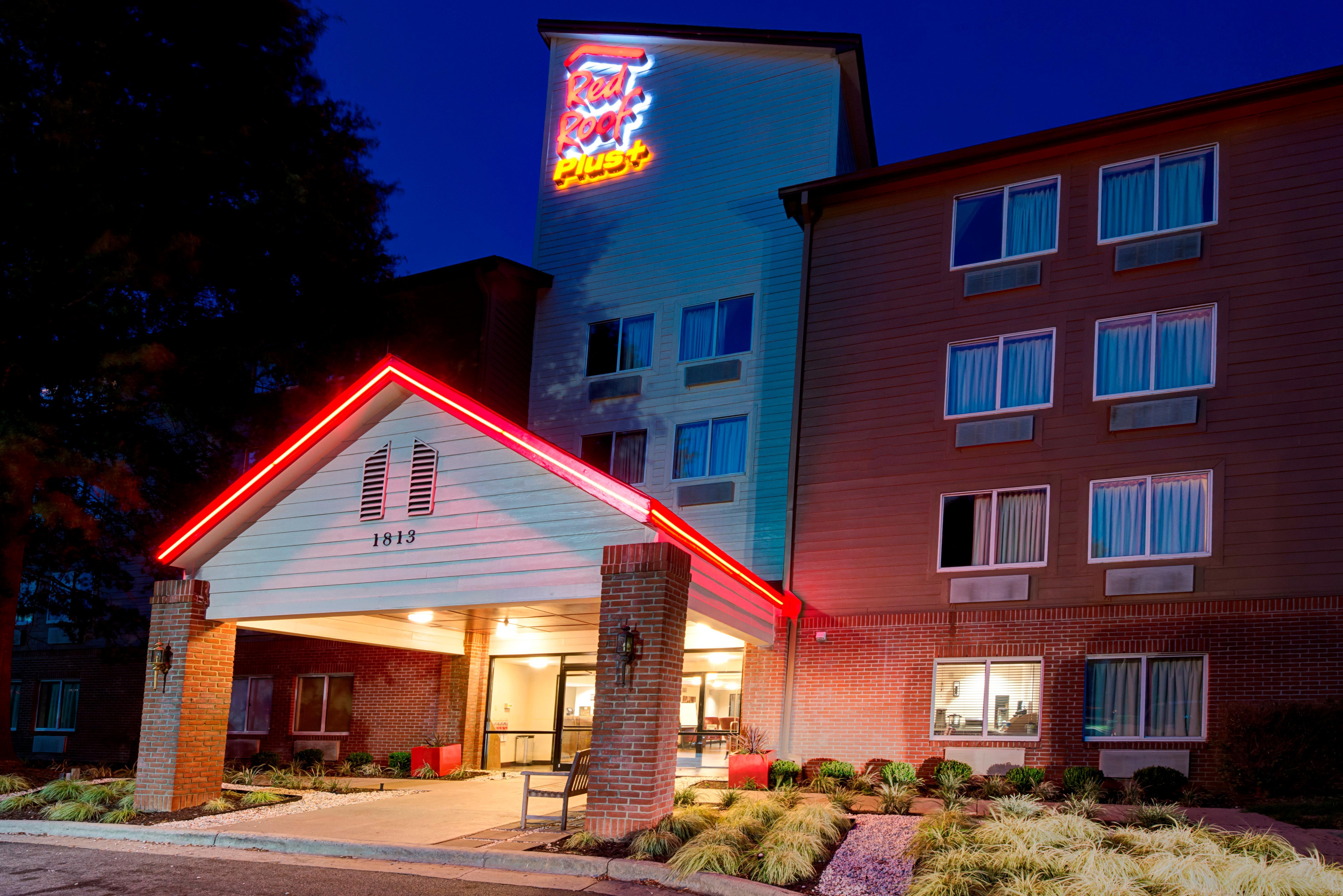 Red Roof Inn Plus Raleigh Downtown Ncsu Conv Center Exterior photo