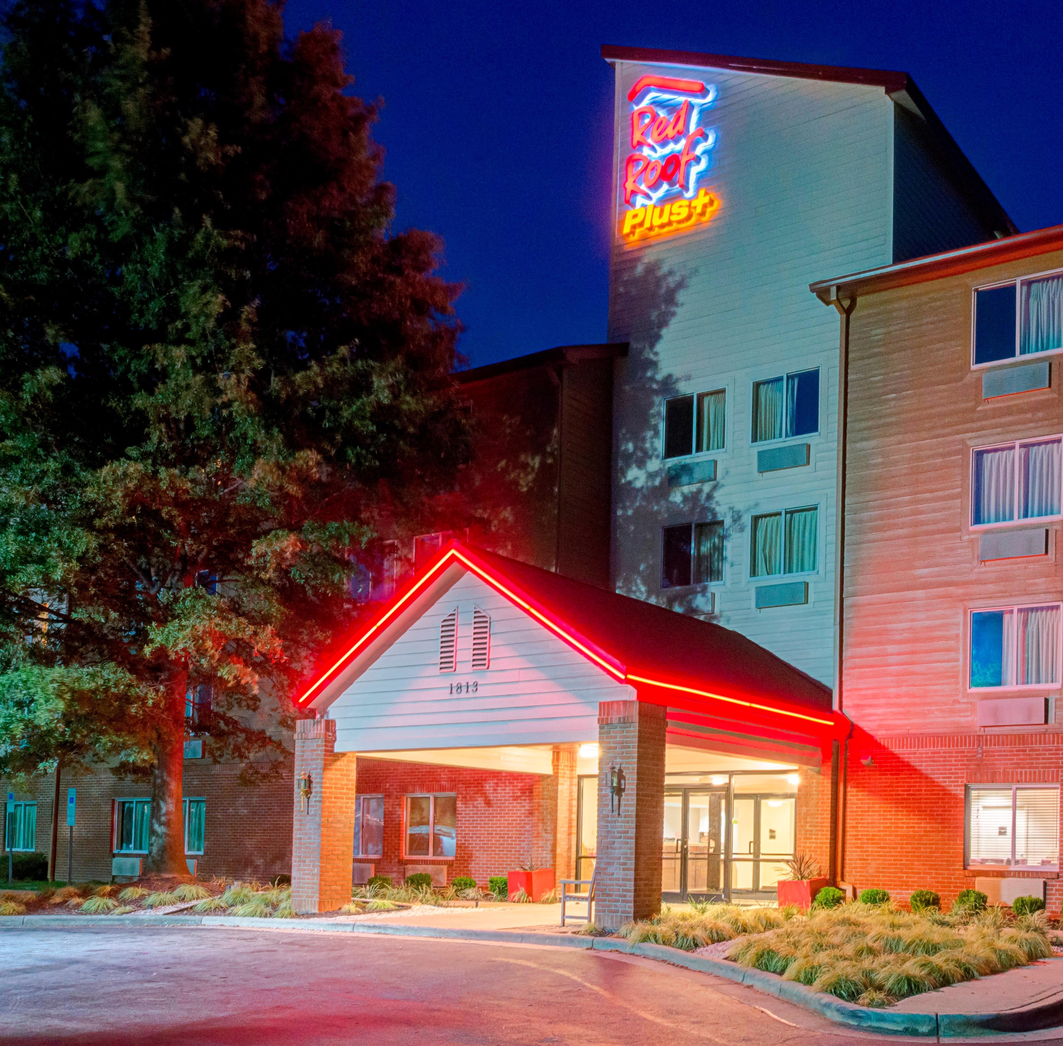 Red Roof Inn Plus Raleigh Downtown Ncsu Conv Center Exterior photo
